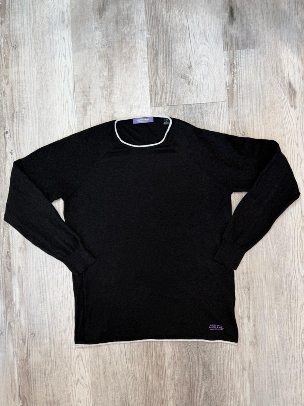 Scotch & Soda Men’s Cashmere and Cotton Lightweight Sweater Black White Trim L